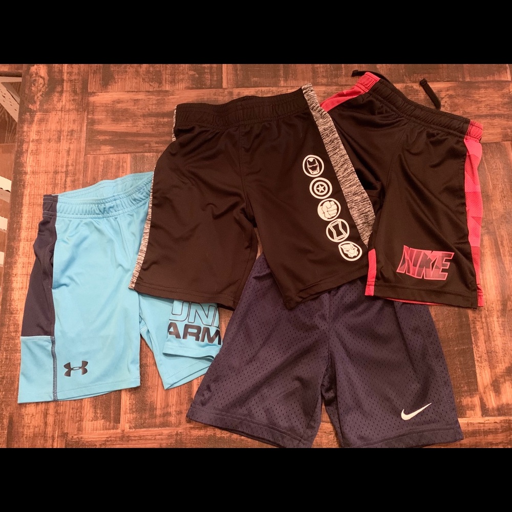 Size 5/6 BOYS basketball shorts